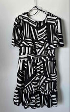 Load image into Gallery viewer, Karl Lagerfeld Womens Black White Printed Short Sleeve Mini Dress Size 14
