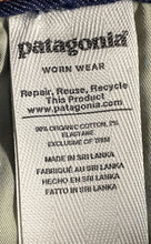 Load image into Gallery viewer, Patagonia Womens Blue Dark Wash Pockets Denim Skinny Leg Jeans Sz 27x32 w/ Tags
