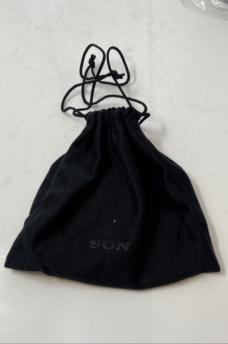 XO Poppy Pink 5000mAh Fast Charging Magnetic Wireless Power Bank Not T ...