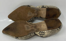 Load image into Gallery viewer, Sam Edelman Womens Rodney Gray Black Snakeskin Print D&#39;Orsay Flats Shoes Sz 5.5

