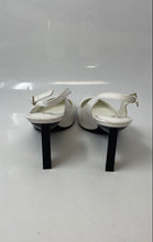 Load image into Gallery viewer, Marc Fisher Womens White Croc-Embossed Pointed Toe Block Slingback Heels Size 8M
