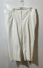 Load image into Gallery viewer, Rafaella Womens Curvy White Flat Front Belt Loops Hook &amp; Bar Cropped Pants Sz 14
