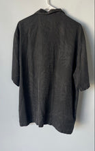 Load image into Gallery viewer, Tommy Bahama Mens Gray Leaf Print Silk Short Sleeve Button-Up Shirt Size M
