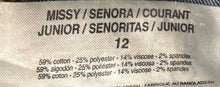 Load image into Gallery viewer, Nine West Womens Blue Denim Medium Wash Regular Fit Chrystie Capri Jeans Size 12
