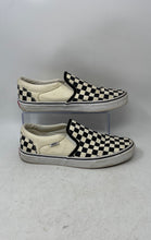 Load image into Gallery viewer, Vans Mens Classic Slip-On Black White Check Round Toe Sneaker Shoes Size 8.5
