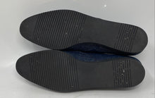 Load image into Gallery viewer, Authentic Salvatore Ferragamo Womens Blue Denim Oxford Shoes Size 7.5 2A Damaged
