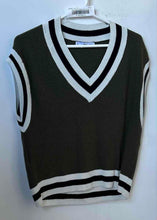 Load image into Gallery viewer, Mango Womens Green Sleeveless Knitted V-Neck Pullover Vest Size XS
