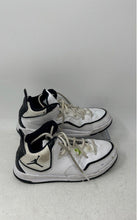 Load image into Gallery viewer, Nike Boys Air Jordan Courtside 23 AQ7734-100 White Black Sneaker Shoes Size 1Y
