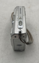 Load image into Gallery viewer, Sony Cybershot 5.1 Mega Pixels 3x Optical Zoom Digital Camera Not Tested
