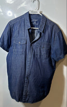 Load image into Gallery viewer, Guess Mens Blue Cotton Slim Fit Spread Collar Short Sleeve Button-Up Shirt Sz M

