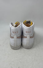 Load image into Gallery viewer, Nike Womens Blazer Mid 77 Vintage White Leather Lace-Up Sneaker Shoes Size 6
