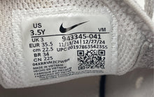 Load image into Gallery viewer, Authentic Nike Kids Air Max 270 Blue White Black Sneaker Shoes Size 3.5Y Dirty
