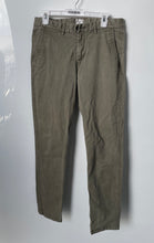 Load image into Gallery viewer, H&amp;M Mens Green Slash Pockets Button Front Belt Loops Chino Pants Size 33
