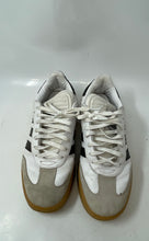 Load image into Gallery viewer, Adidas Mens Samba White Black Low Top Lace-Up Sneaker Shoes Size 13
