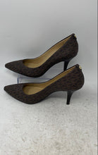 Load image into Gallery viewer, Michael Kors Womens Willa Alina Multicolor Monogram Print Pump Heels Size 8 M
