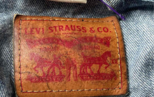Load image into Gallery viewer, Levi Strauss &amp; Co. Womens Blue Cotton Jean Original Trucker Jacket Size Small
