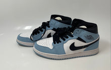 Load image into Gallery viewer, Nike Mens Air Jordan 1 Retro High OG Blue Black White Sneaker Shoes Size 8
