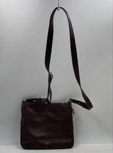 Load image into Gallery viewer, Authentic Fossil Womens Brown Pebbled Leather Adjustable Strap Crossbody Bag
