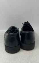 Load image into Gallery viewer, Van Heusen Mens Black Leather Cap Toe Lace-Up Oxford Dress Shoes Size 9M
