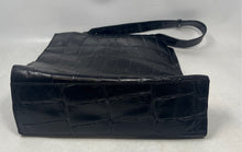 Load image into Gallery viewer, Prune Womens Black Croc Embossed Faux Leather Inner Pocket Shoulder Bag

