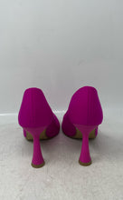 Load image into Gallery viewer, Blogger Womens Pink Pointed Toe Slip-On Spool Pump Heels Size EU 37

