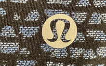 Load image into Gallery viewer, Lululemon Womens Blue Geometric Shatter Weave Desert Cropped Leggings Size 10
