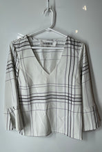Load image into Gallery viewer, H&amp;M Womens White Black Plaid 3/4 Bell Sleeve V-Neck Pullover Blouse Top Size 2
