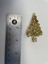 Load image into Gallery viewer, Pins Or Brooches Multicolored (12 Pcs)

