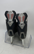 Load image into Gallery viewer, Easton Kids EQ20 Black Round Toe Lace-Up Light Stiff Ice Hockey Skates Size 3
