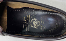 Load image into Gallery viewer, American Mocasin Mens Brown Round Toe Slip-On Loafer Shoes Size 40E
