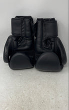 Load image into Gallery viewer, Zhengtu Unisex Black Hook &amp; Loop 12 Oz Beginners MMA Kickboxing Gloves
