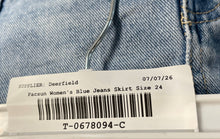 Load image into Gallery viewer, Pacsun Womens Blue Denim Cotton Pockets Raw Hem Short Mini Skirt Size 24
