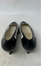 Load image into Gallery viewer, Bruno Magli Womens White &amp; Black Striking Windowpane Grid Pump Heels Size 40

