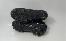 Load image into Gallery viewer, Nike Mens Force Savage Pro 2 Black Hook And Loop Sport Football Cleats Size 7

