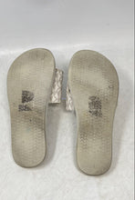 Load image into Gallery viewer, Michael Kors Womens White And Gray Printed With A Flower Slide Sandals Size 7.5
