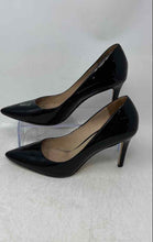 Load image into Gallery viewer, Via Spiga Womens Black Pointed Toe Slip-On Stiletto Pump Heels Size 8.5M
