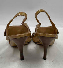Load image into Gallery viewer, Authentic Salvatore Ferragamo Womens Lou Beige Slingback Sandals Size 7B Damaged
