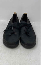 Load image into Gallery viewer, Clarks Womens Trigenic Tri-Clara Black Round Toe Lace-Up Sneaker Shoes Size 8 M
