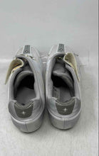 Load image into Gallery viewer, Specialized Womens Spirita White 3 Bolt Hook &amp; Loop Road Cycling Shoes Size 8.5
