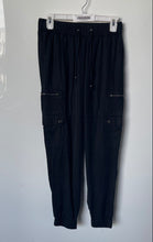Load image into Gallery viewer, Banana Republic Womens Black Tapered Leg Drawstring Cargo Pants Size XS
