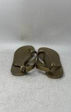 Load image into Gallery viewer, Michael Kors Womens Jelly Gold Flat Thong Sandals Size 9M
