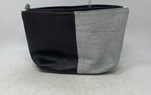 Load image into Gallery viewer, Toty Vera Pelle Womens Black Gray Leather Zipper Wrist Strap Cosmetic Makeup Bag
