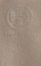 Load image into Gallery viewer, Authentic Tory Burch Womens Benton 64172 Gray Thong Sandals Size 8M Worn
