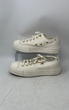 Load image into Gallery viewer, Converse Womens Chuck Taylor All Star A18804F White Lace-Up Sneaker Shoes Size 8
