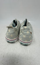 Load image into Gallery viewer, Blowfish Malibu Womens Classic Light Blue White Stars Print Sneaker Shoes Size 9
