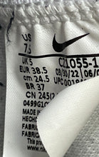 Load image into Gallery viewer, Nike Womens Blazer Mid '77 Vintage White Lace-Up Sneaker Shoes Size 7.5
