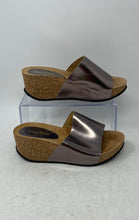 Load image into Gallery viewer, Neiman Marcus Womens Silver Metallic Open Toe Wedge Slide Sandals Size EUR 37
