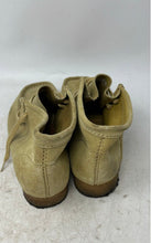 Load image into Gallery viewer, Clarks Original Mens Wallaston Beige Lace-Up Ankle Chukka Boots Size 9M
