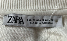 Load image into Gallery viewer, Zara Mens White Short Sleeve Crew Neck Stretch Pullover Sweater Size S
