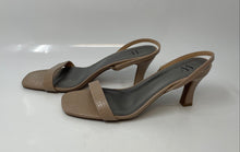 Load image into Gallery viewer, Worthington Womens Camel Beige Open Toe Block Heel Slingback Sandals Size 11
